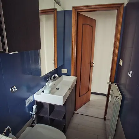 Montesano House Apartment *
